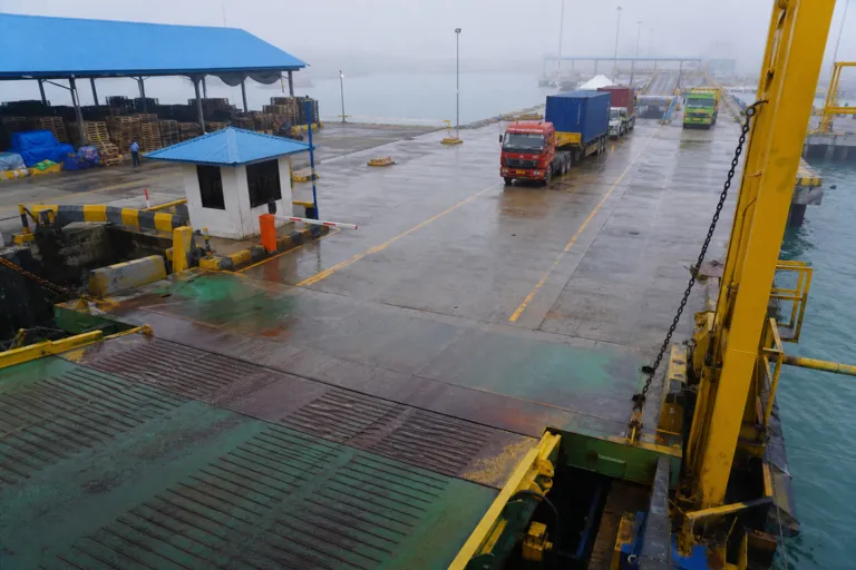 Indonesia Logistics Cost Problem: Bottlenecks and High-impact Freight and Port Investment Opportunities (Indonesia Logistics Sector Outlook)
