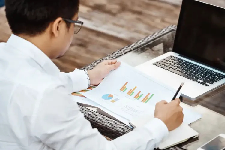 Market Entry Strategy: Launching a Global Brand in Indonesia