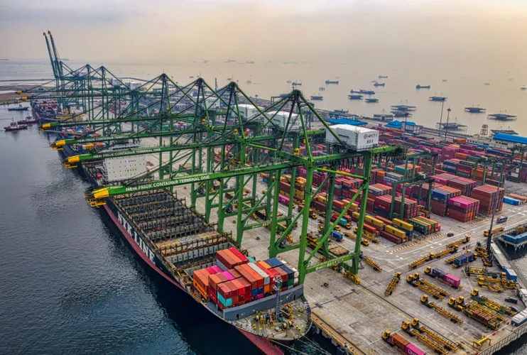 Supply Chain & Logistics